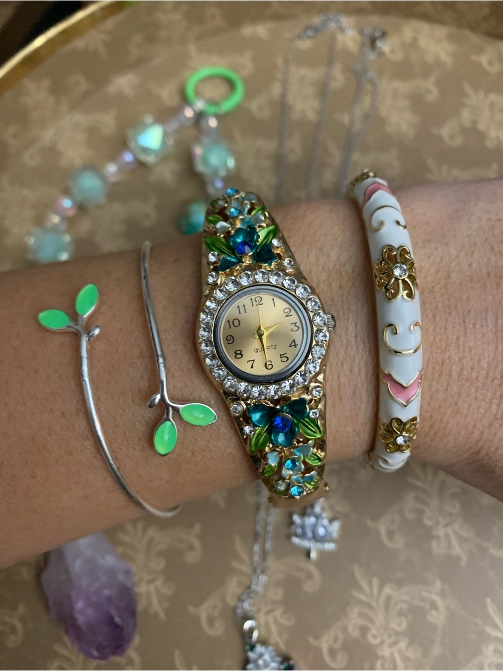 ITS GIVING 🌿NATURE🍃 Jewelry Bundle! Bracelets, keychains, necklaces